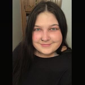 Meet your Posher, Annika